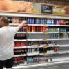 Des étagères vides dans un supermarché Tesco à Londres le 22 juillet 2021 - JUSTIN TALLIS © 2019 AFP